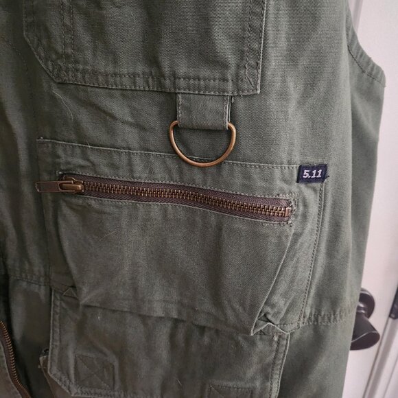 511 Vest Tactical Series 80001 Hunting Cargo Pockets Utility Conceal Mens 2XL - Picture 4 of 6